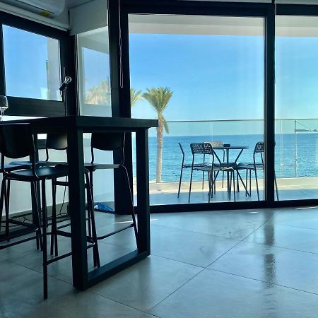 Sea La Vie #2 - Luxury Seaview Apartment Paphos Eksteriør billede