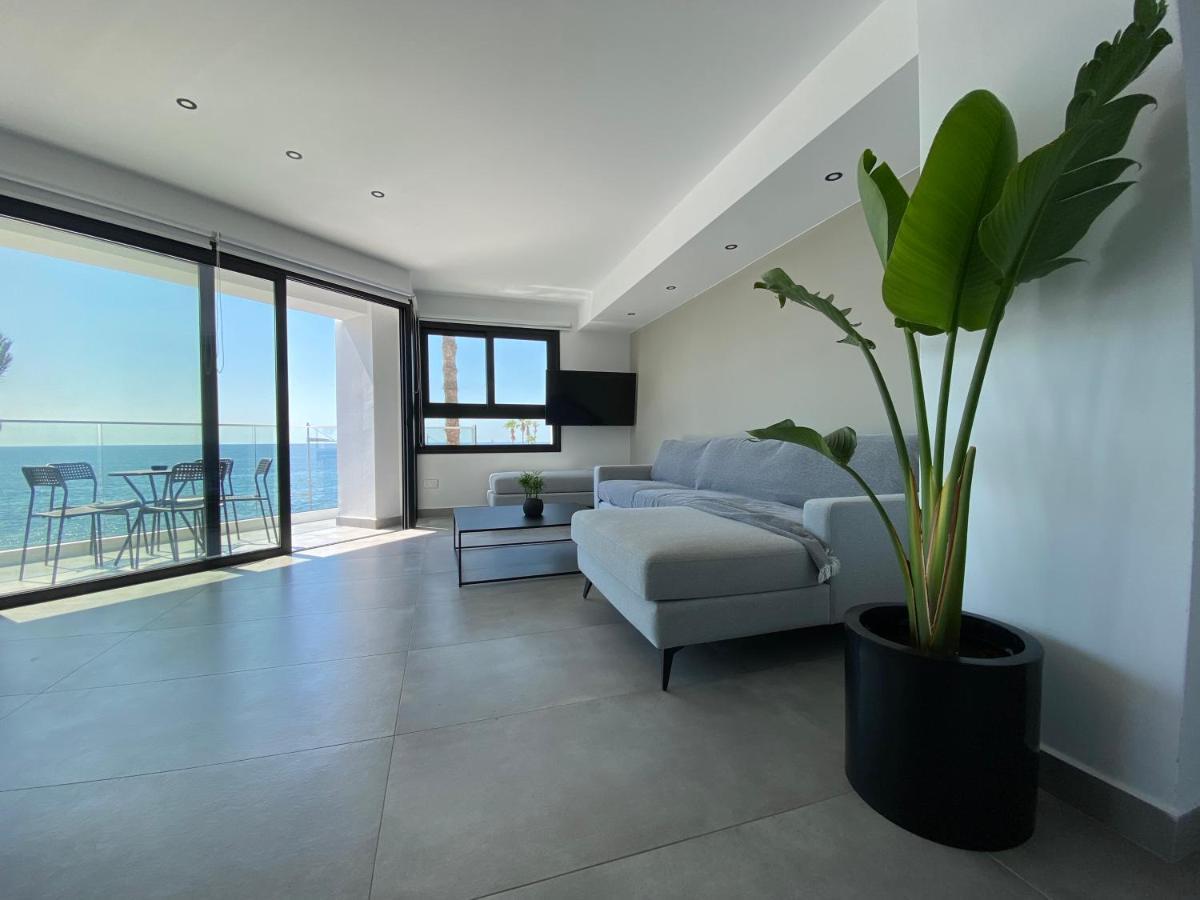Sea La Vie #2 - Luxury Seaview Apartment Paphos Eksteriør billede